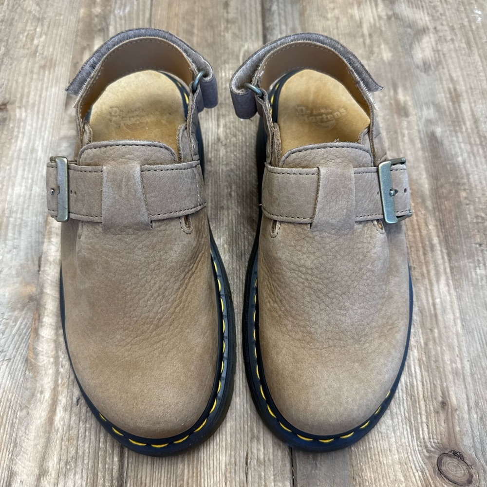 Dr. Martens Brown Leather Women’s Loafers Size 6 $150 - Picture 2 of 9